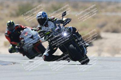 media/Oct-02-2025-Racers Edge (Thu) [[2c91cb6ab3]]/3-B Group/Session 3-Turn 16 (12pm)/